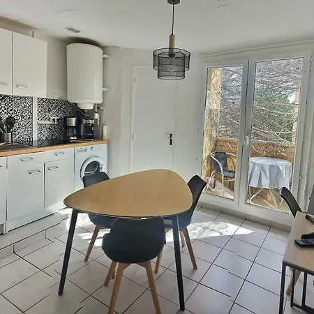 Appartement 500m From The *